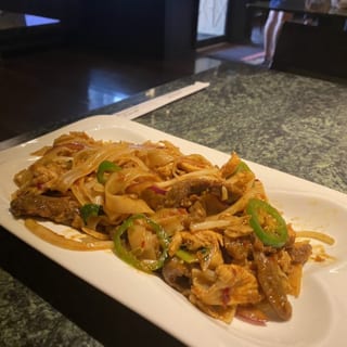 Drunken Noodle (Lunch)